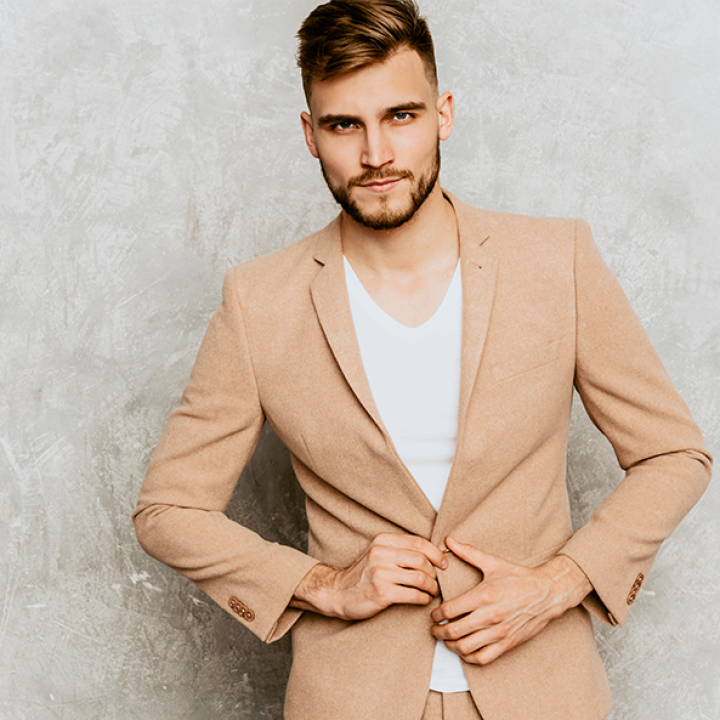 Blazer Mastery: How to Style One Jacket for Casual, Work, and Evening Looks